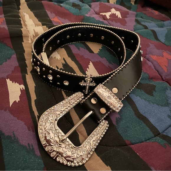 Black Cross Rhinestone Belt - Picture 4 of 10